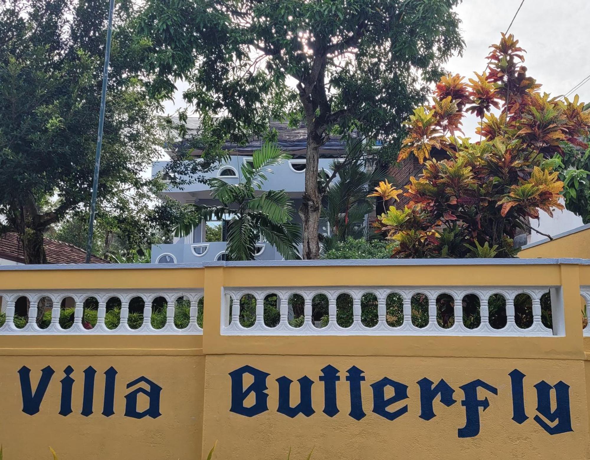 Villa Butterfly Moragalla Luaran gambar