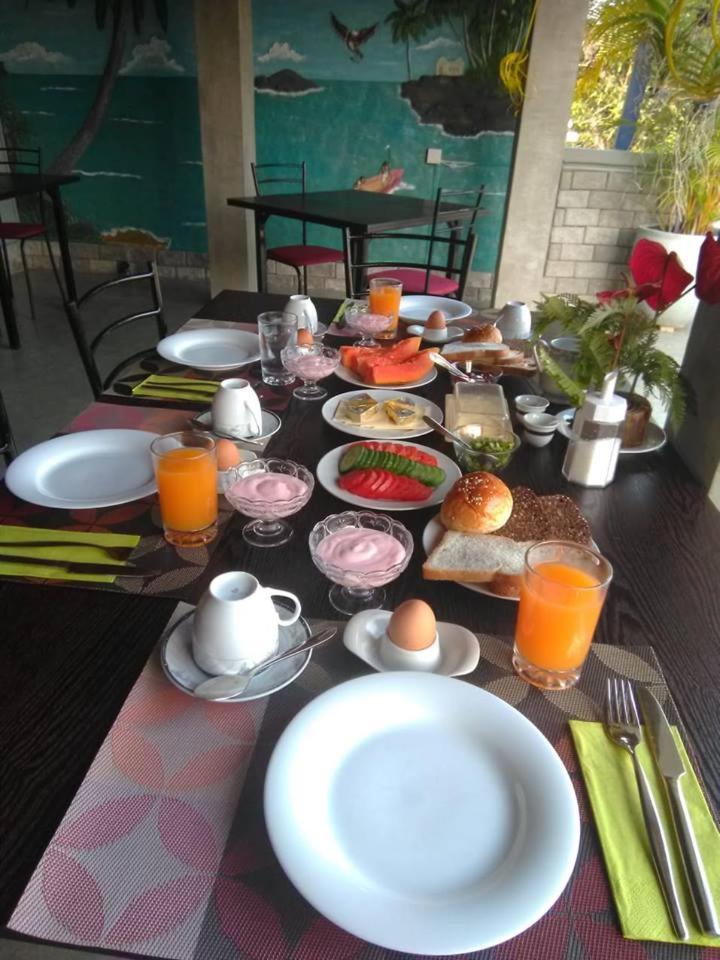 Villa Butterfly Moragalla Luaran gambar
